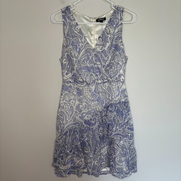 Express Dresses & Skirts - EXPRESS NEW Sleeveless Tiered Ruffle Dress Womens XS Lavender White Lined